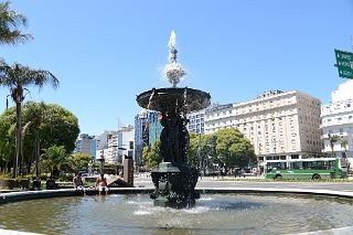 15 Fountain On Avenida 9 de Julio Avenue Buenos Aires.jpg